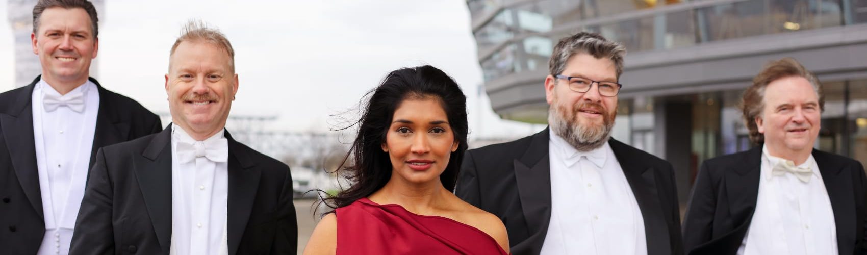 De-3-kgl-tenorer-bifald